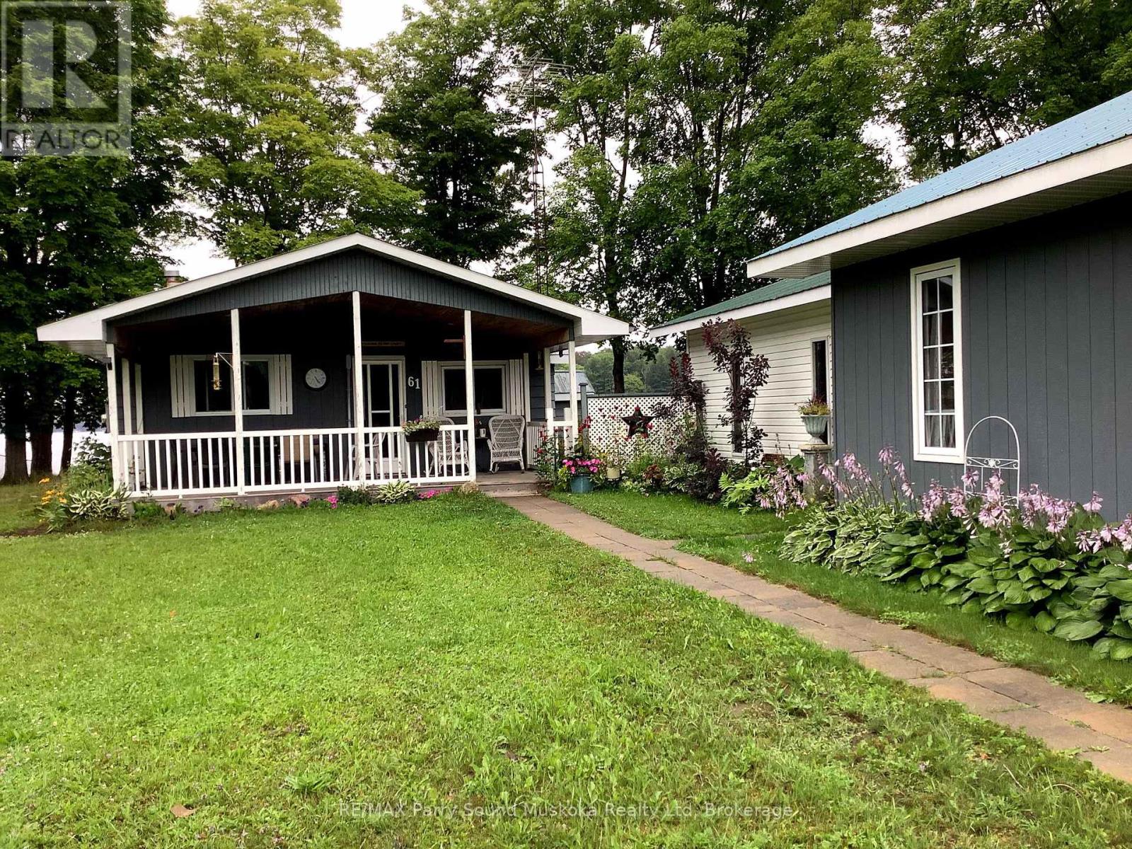 61 Stewart Street, Georgian Bay, Ontario  P0C 1H0 - Photo 4 - X12186196