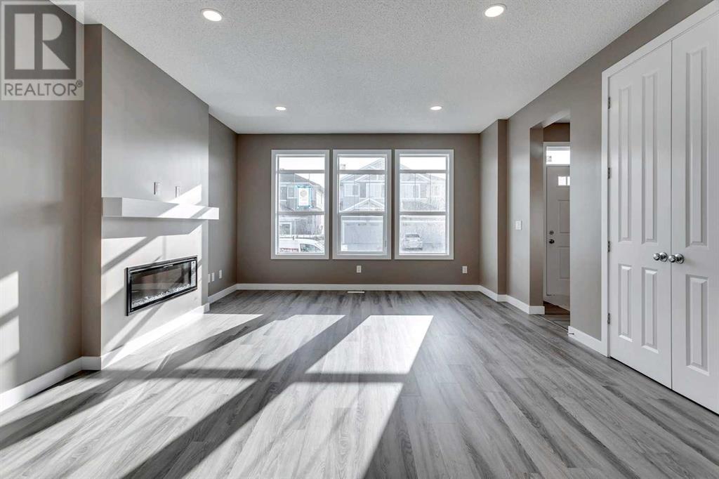 191 Belvedere Crescent Se, Calgary, Alberta  T2A 7Y5 - Photo 4 - A2230570