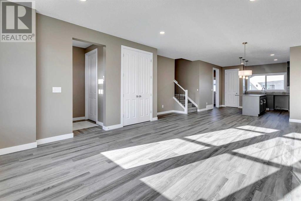 191 Belvedere Crescent Se, Calgary, Alberta  T2A 7Y5 - Photo 6 - A2230570