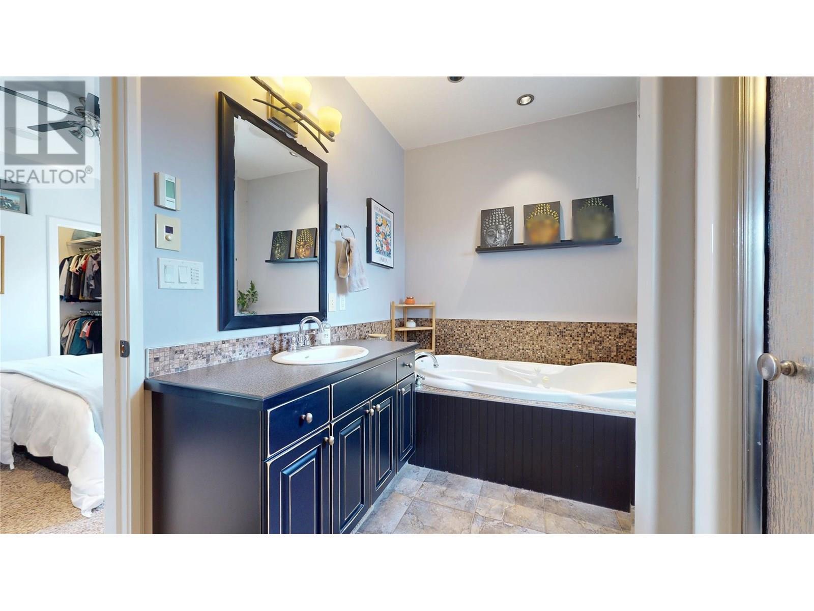 1569 Mt Fisher Crescent, Cranbrook, British Columbia  V1C 7J6 - Photo 24 - 10352006