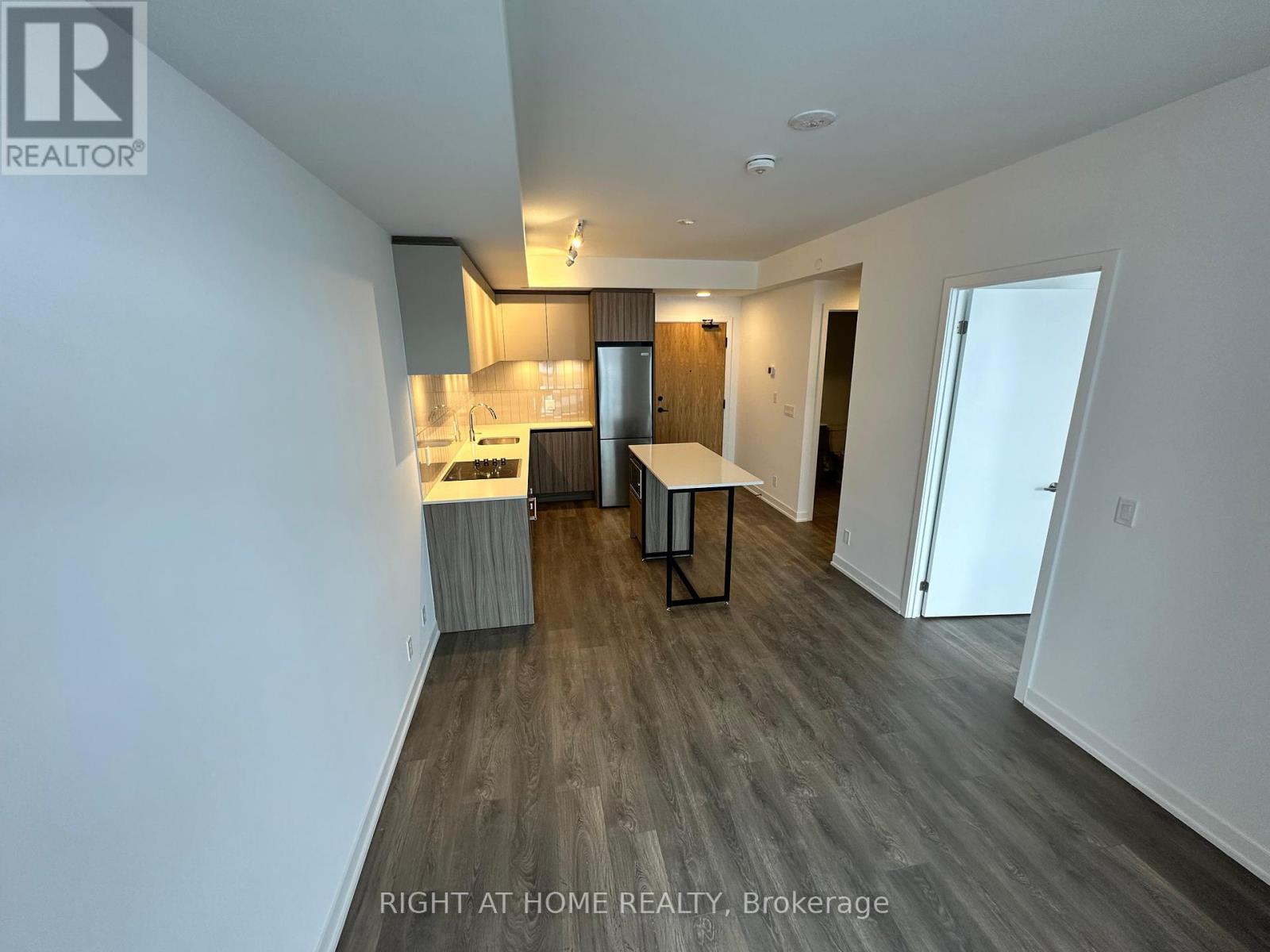 1220 - 7950 Bathurst Street, Vaughan, Ontario  L4J 0L4 - Photo 12 - N12217082