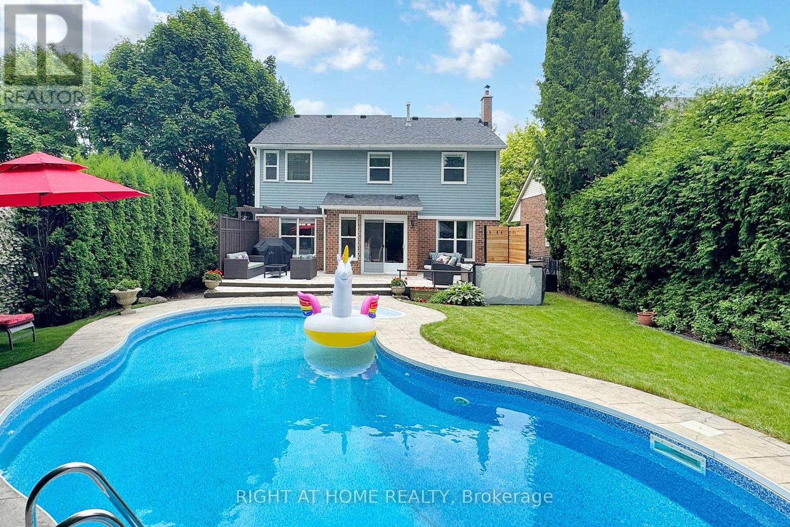 363 Crossland Gate, Newmarket, Ontario  L3X 1B5 - Photo 31 - N12217120