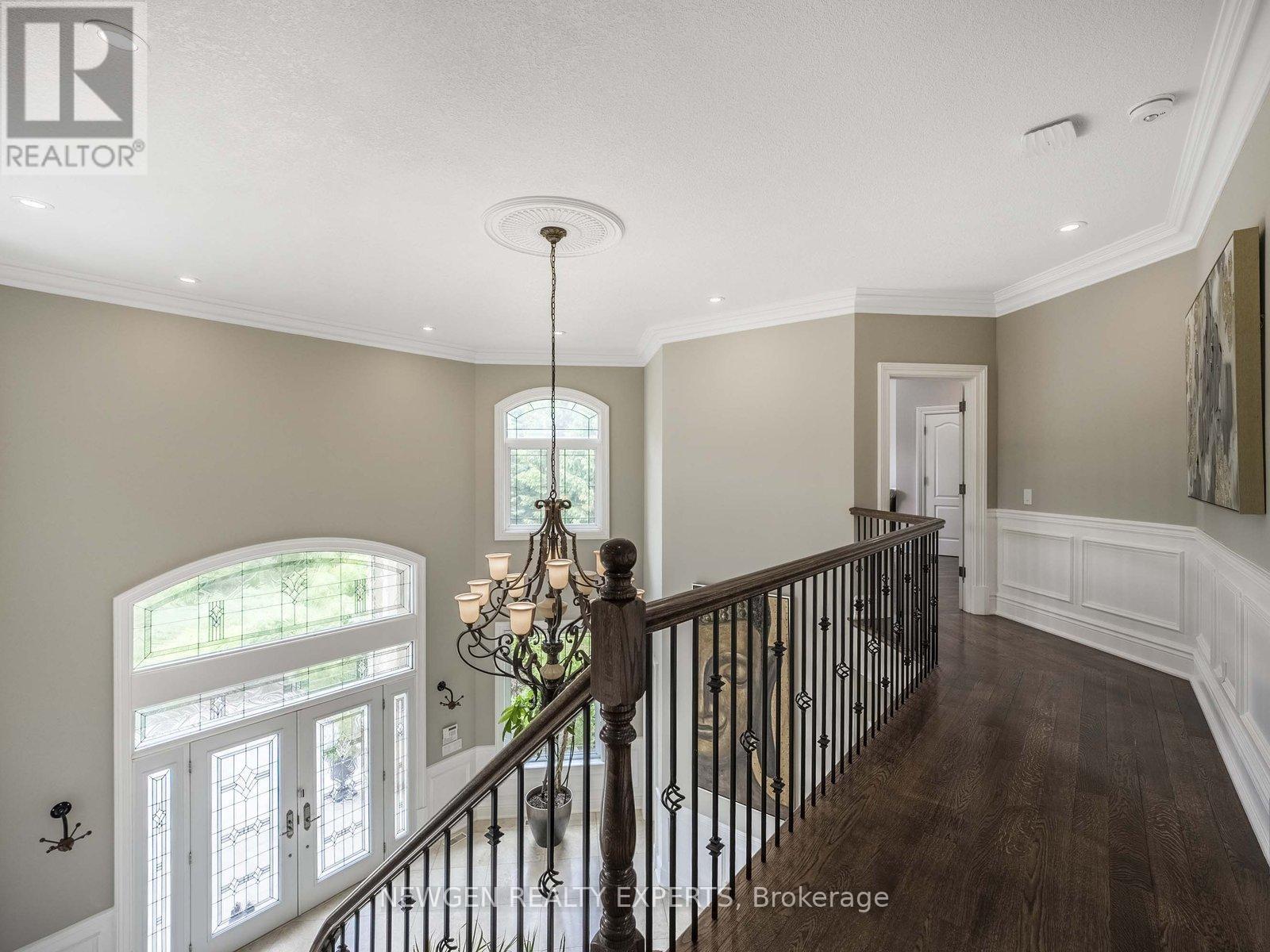 15 Abbitt Crescent, Halton Hills (Rural Halton Hills), Ontario  L7G 4S4 - Photo 24 - W12217047