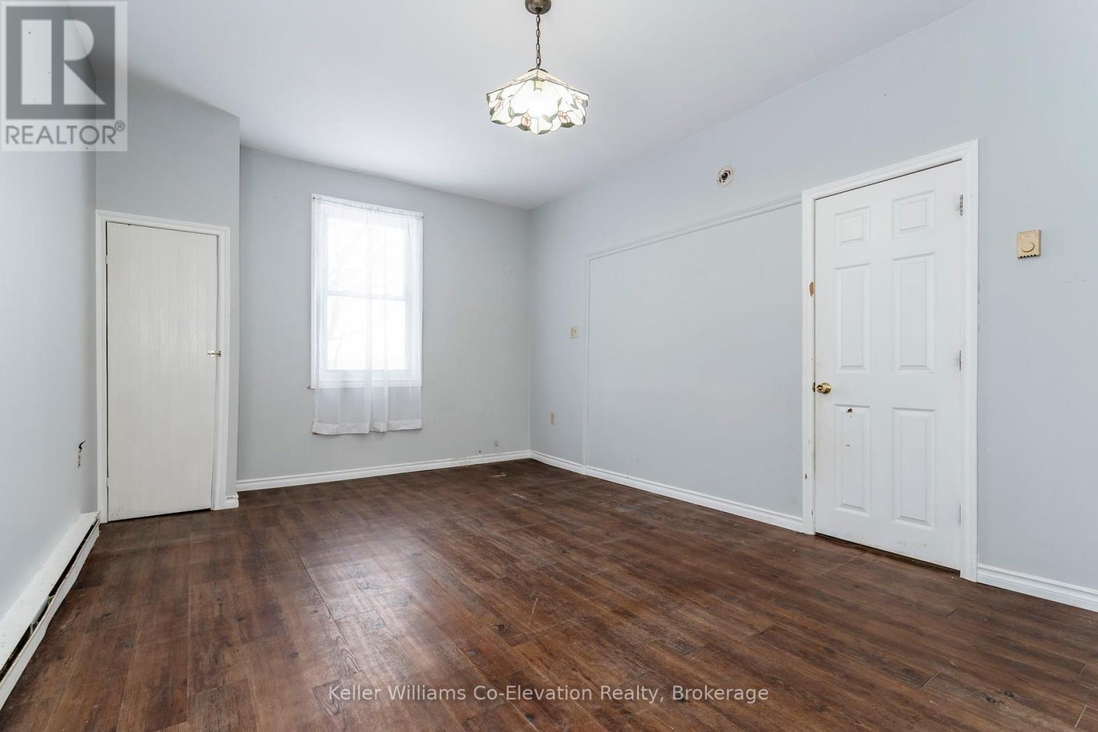 3399 County Road 42, Clearview, Ontario  L0M 1G0 - Photo 12 - S12217164