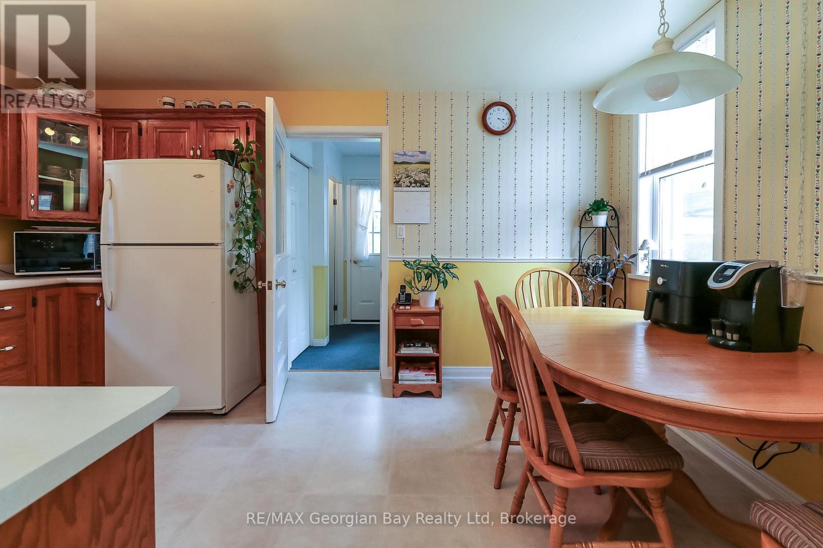525 Yonge Street, Midland, Ontario  L4R 2T6 - Photo 15 - S12217214
