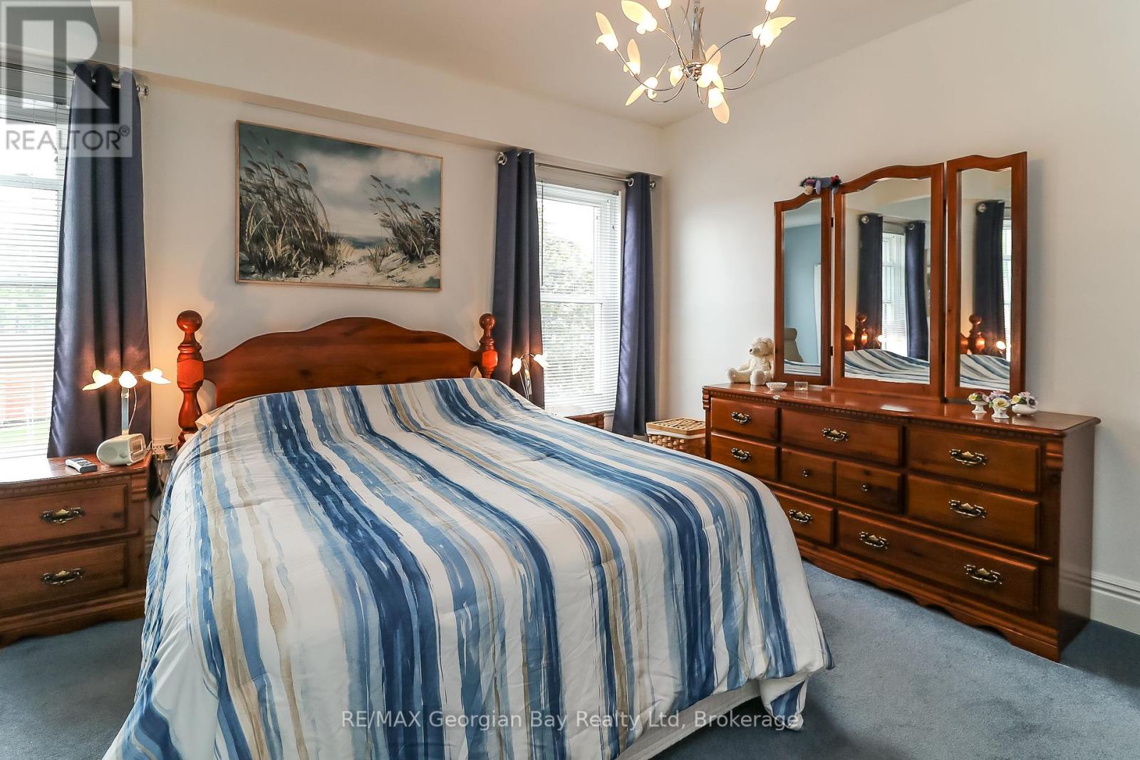 525 Yonge Street, Midland, Ontario  L4R 2T6 - Photo 24 - S12217214