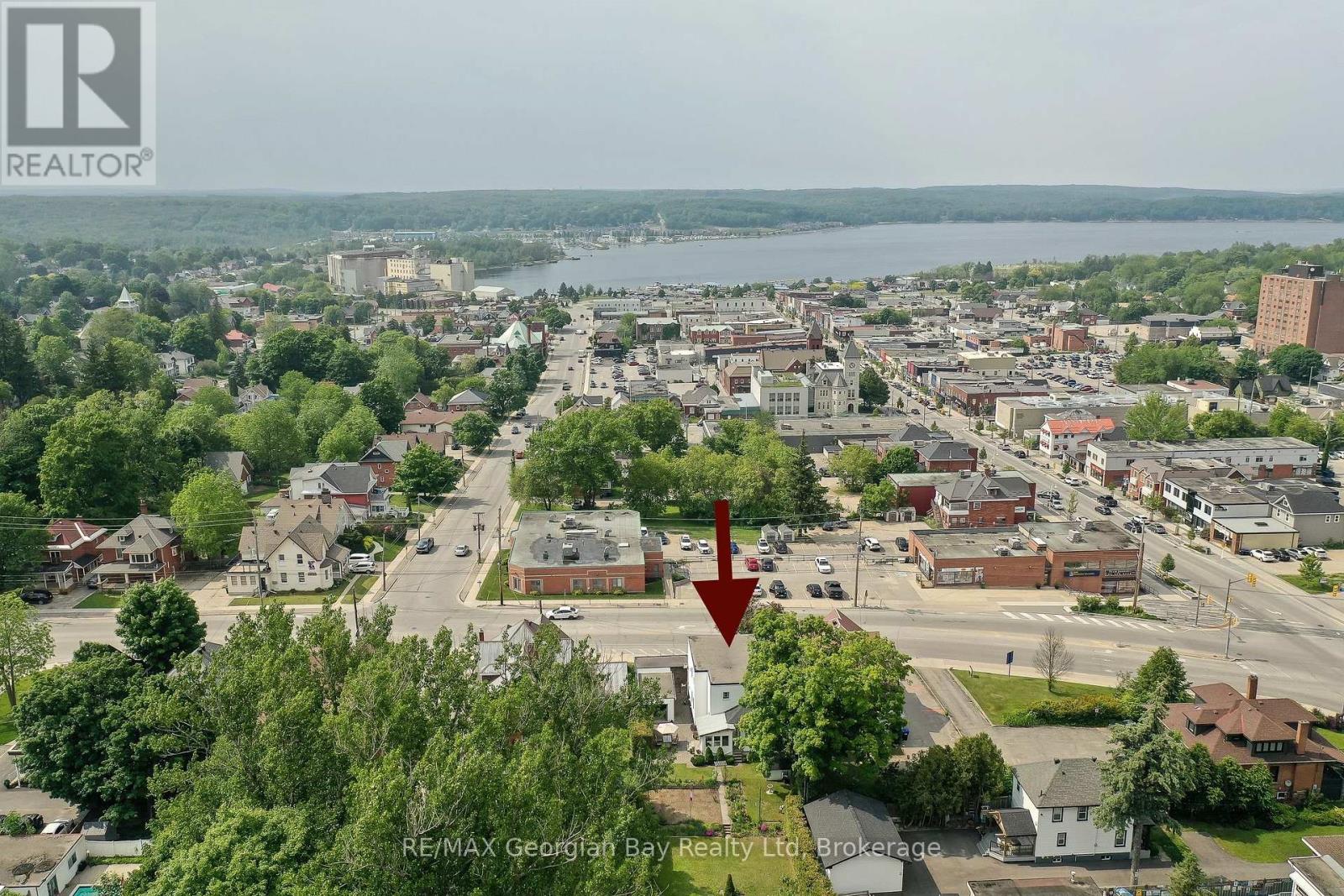 525 Yonge Street, Midland, Ontario  L4R 2T6 - Photo 3 - S12217214
