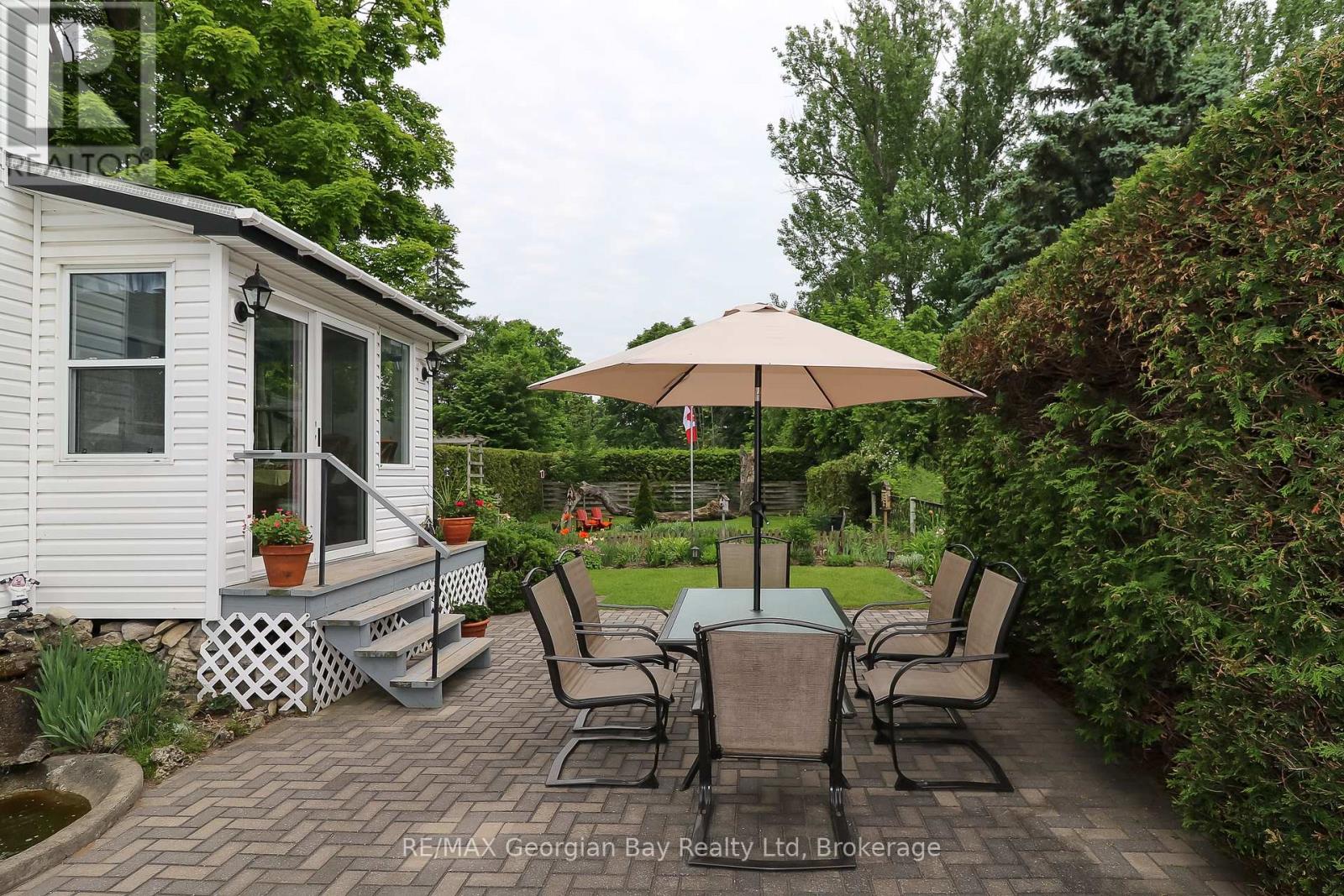 525 Yonge Street, Midland, Ontario  L4R 2T6 - Photo 35 - S12217214