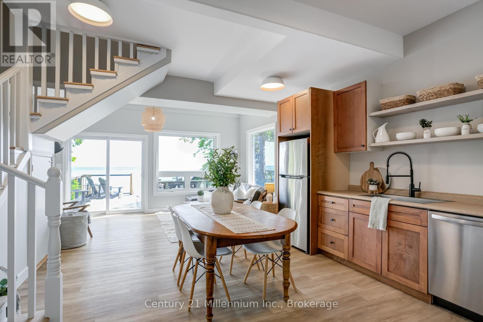 75 Glen Road, Collingwood, Ontario  L9Y 0X2 - Photo 4 - S12217267