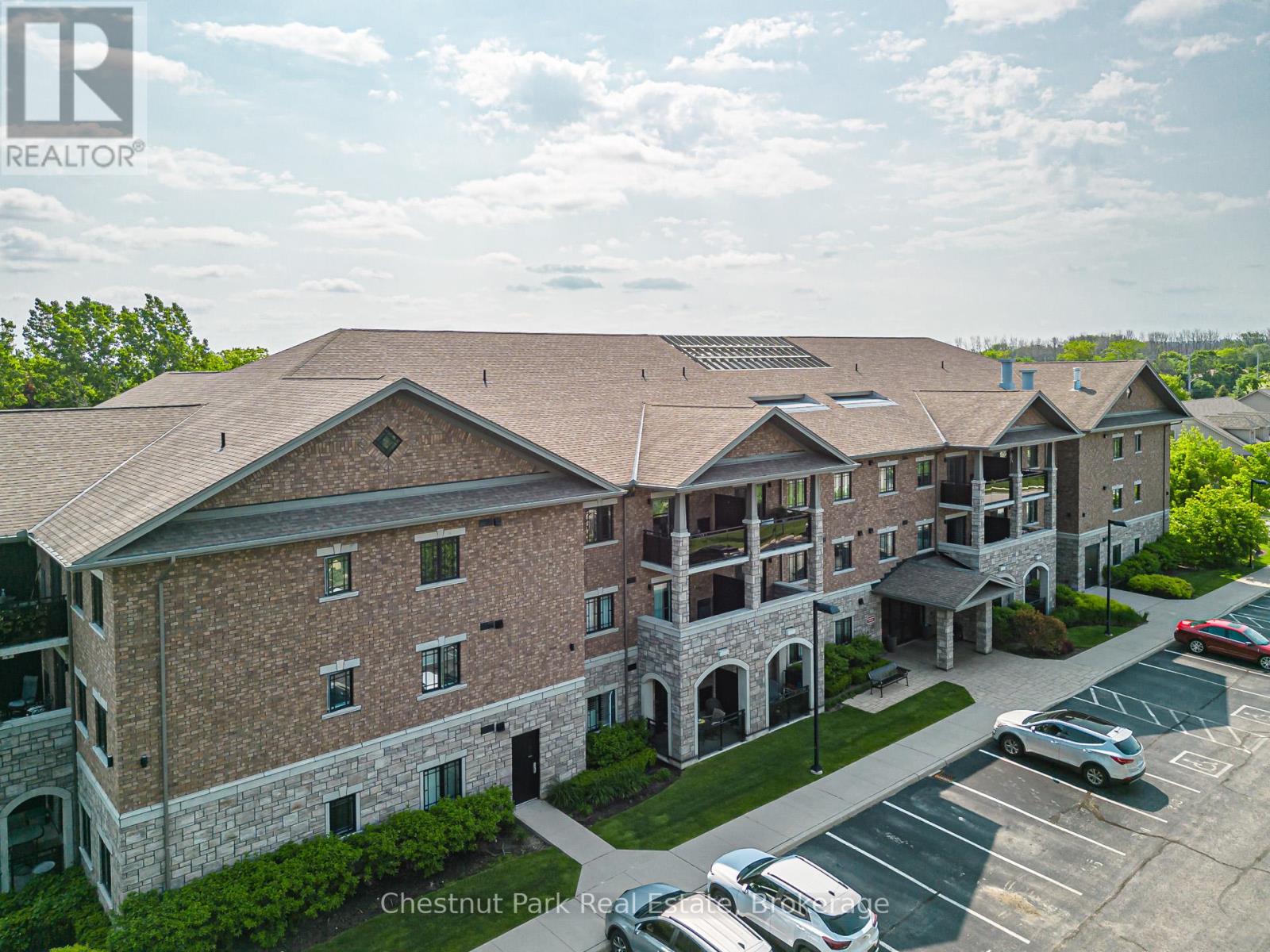 306 - 1 CHAMBERLAIN CRESCENT, Collingwood, Ontario