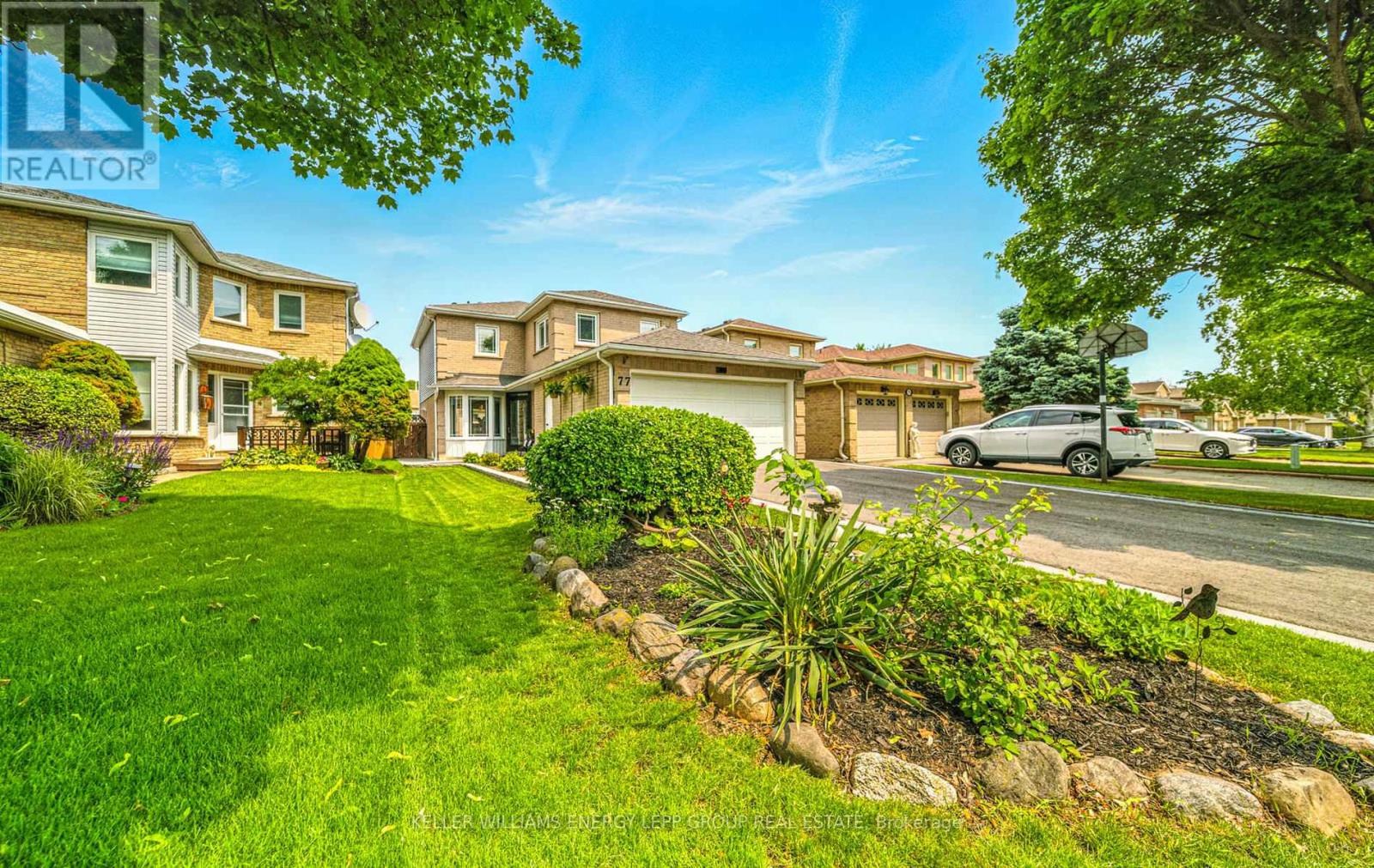 77 HEMINGFORD PLACE, Whitby, Ontario