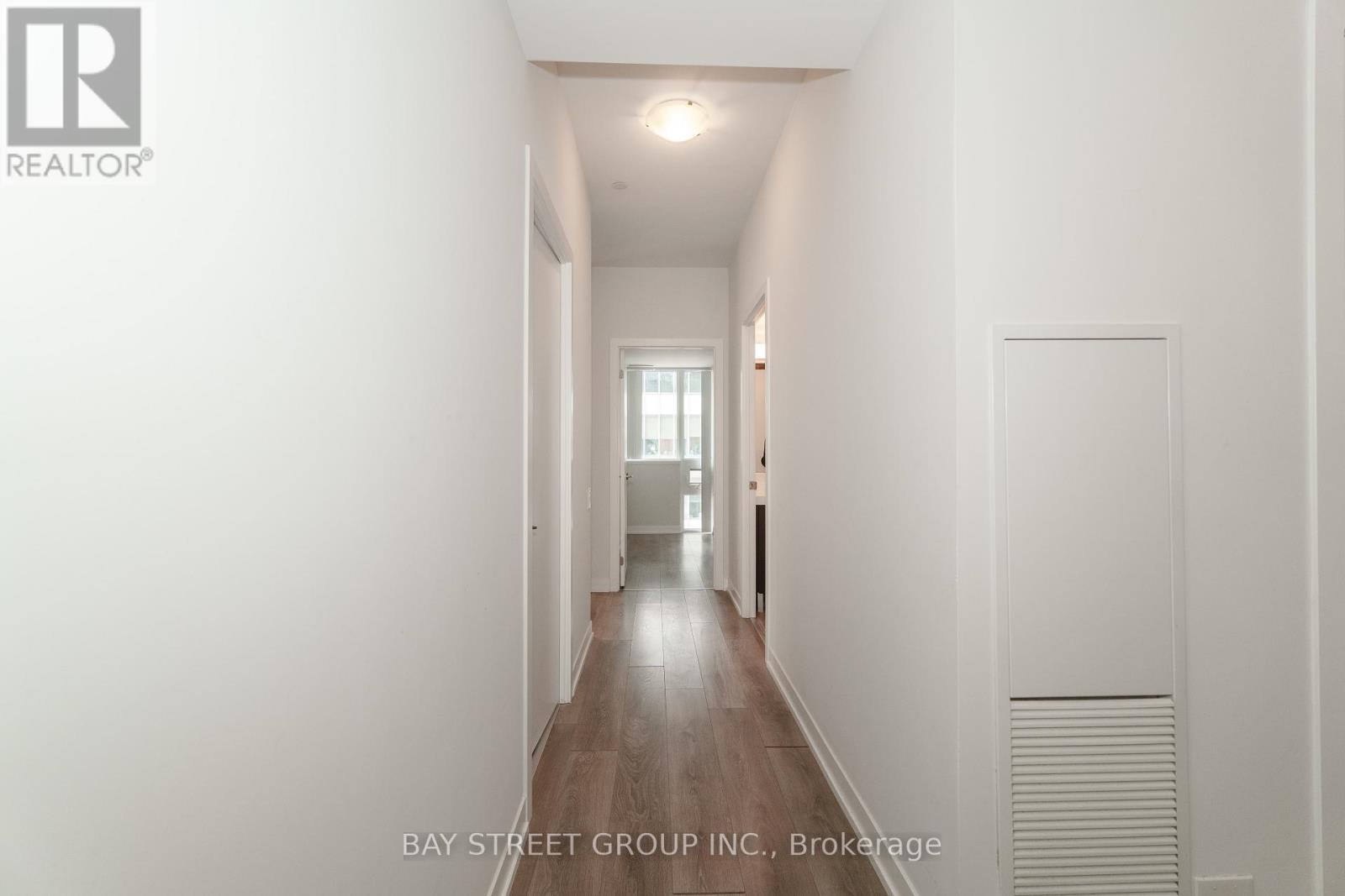 310 - 365 Church Street, Toronto, Ontario  M5B 0B5 - Photo 4 - C12090185