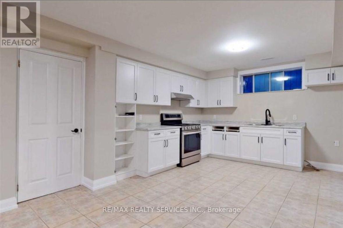 97 Wigwoss Drive, Vaughan (East Woodbridge), Ontario  L4L 2P9 - Photo 16 - N12112716