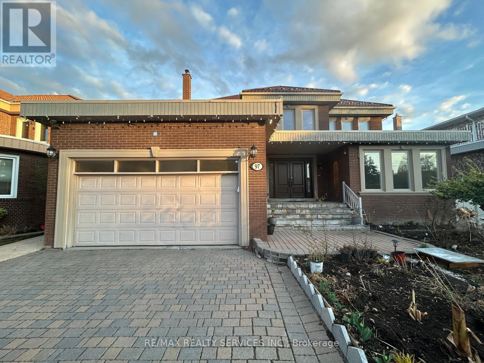 97 Wigwoss Drive, Vaughan (East Woodbridge), Ontario  L4L 2P9 - Photo 1 - N12112716