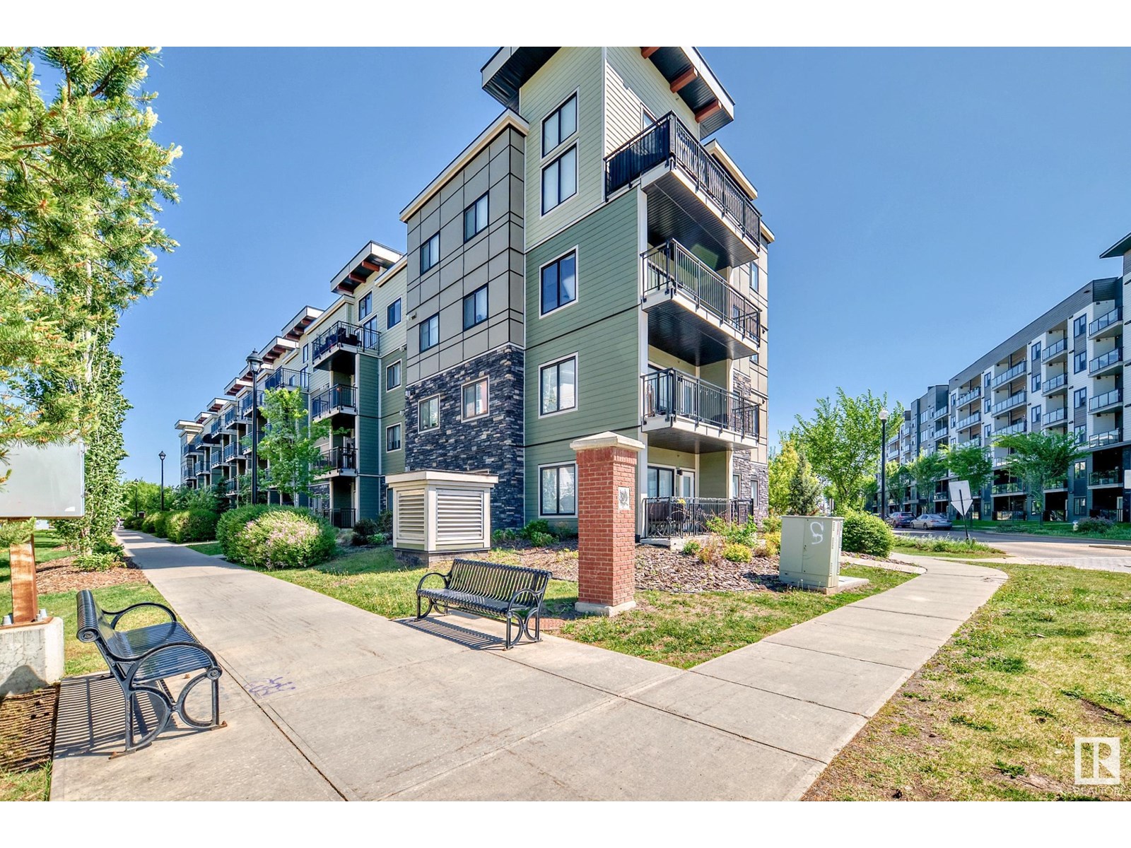 Property at #414 560 GRIESBACH PARADE PR NW image 5