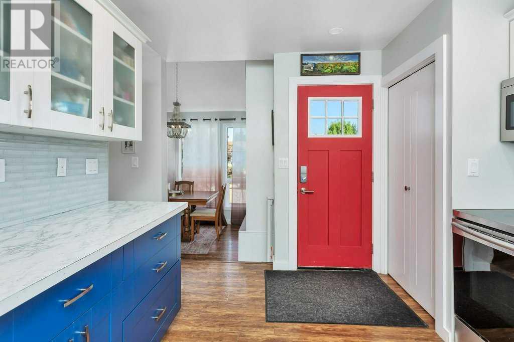 81 Rupert Crescent, Red Deer, Alberta  T4P 2Y9 - Photo 3 - A2229511