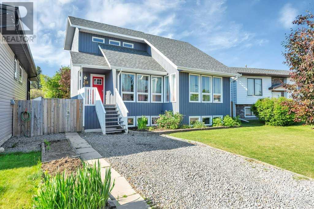 81 Rupert Crescent, Red Deer, Alberta  T4P 2Y9 - Photo 1 - A2229511