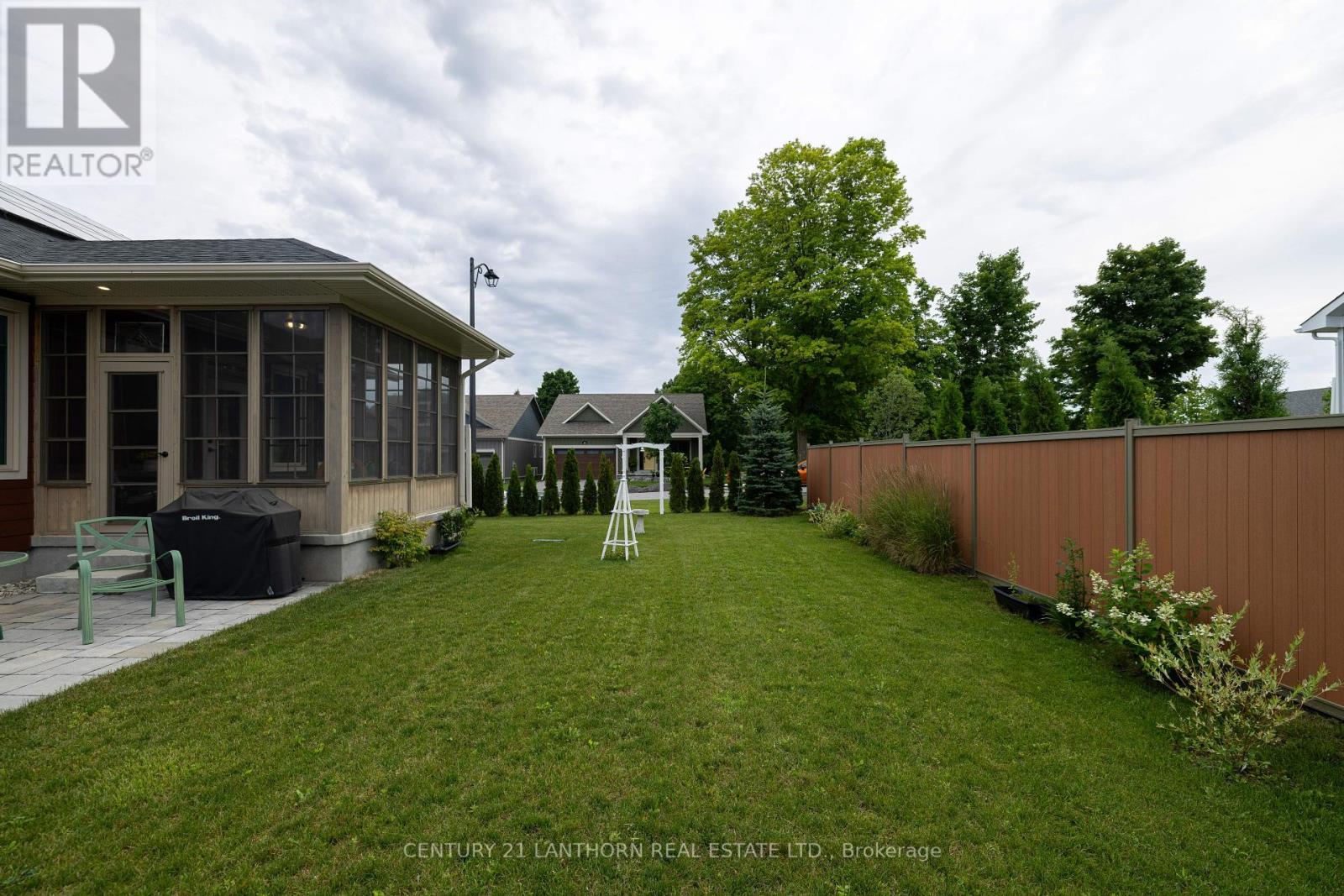 45 Shelter Cove Drive, Westport, Ontario  K0G 1X0 - Photo 40 - X12217211