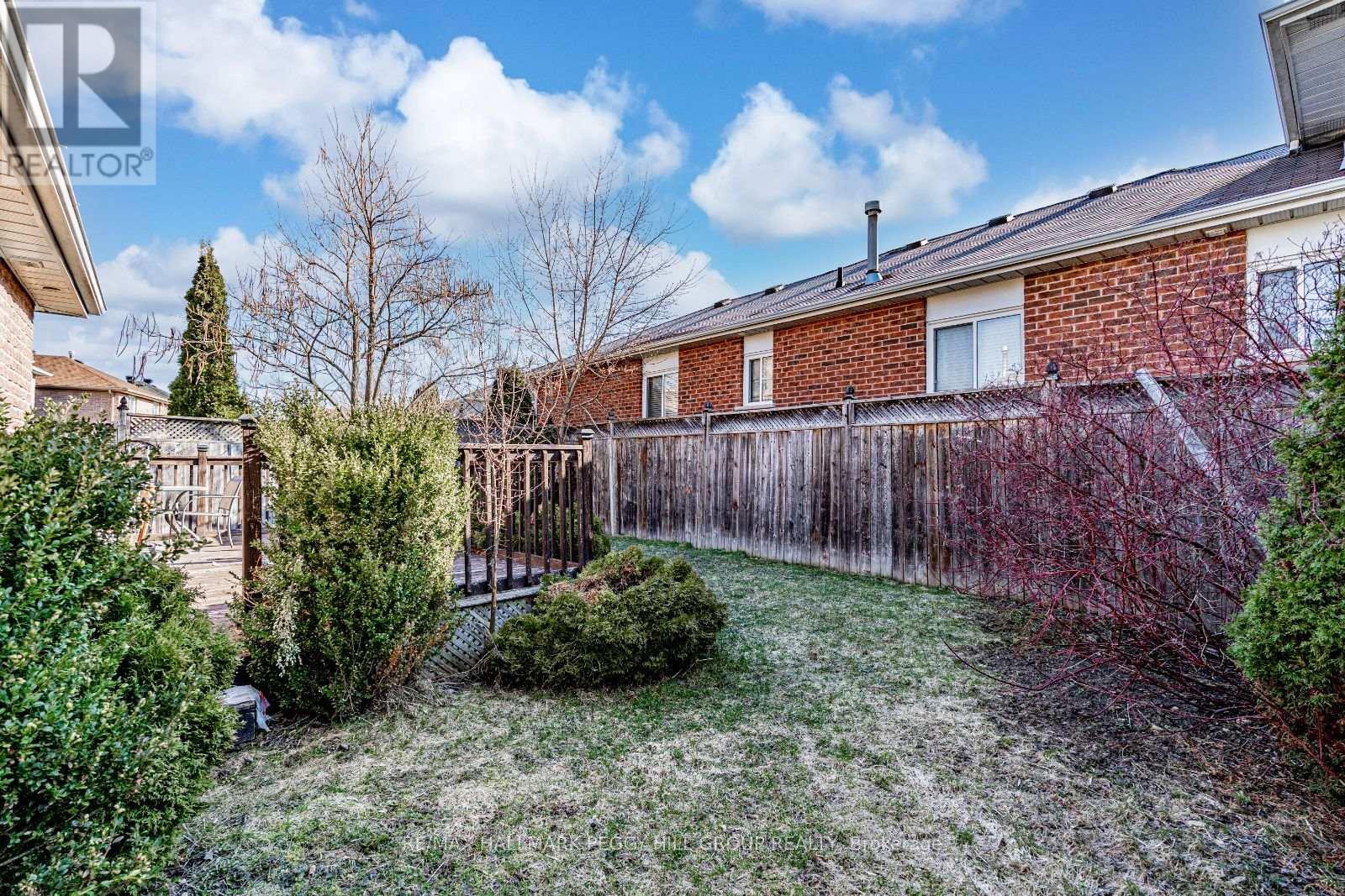 10 Stephanie Lane, Barrie, Ontario  L4N 0V2 - Photo 17 - S12167137