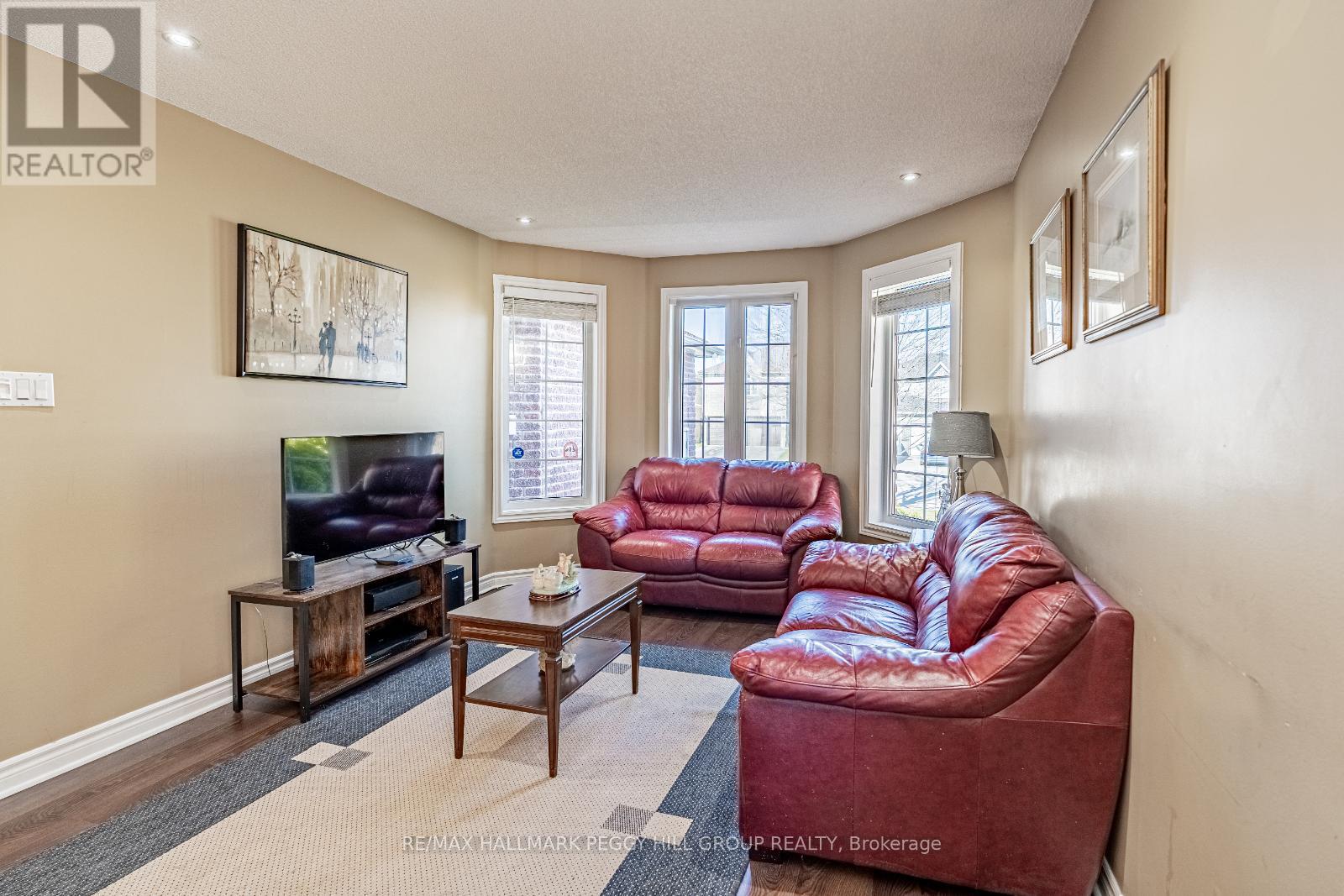 10 Stephanie Lane, Barrie, Ontario  L4N 0V2 - Photo 7 - S12167137