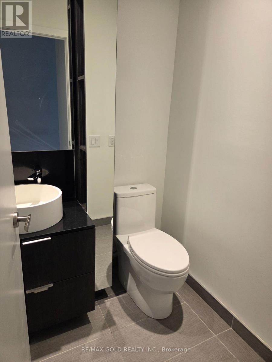 216 - 28 Ann Street, Mississauga, Ontario  L5G 0E1 - Photo 12 - W12146516