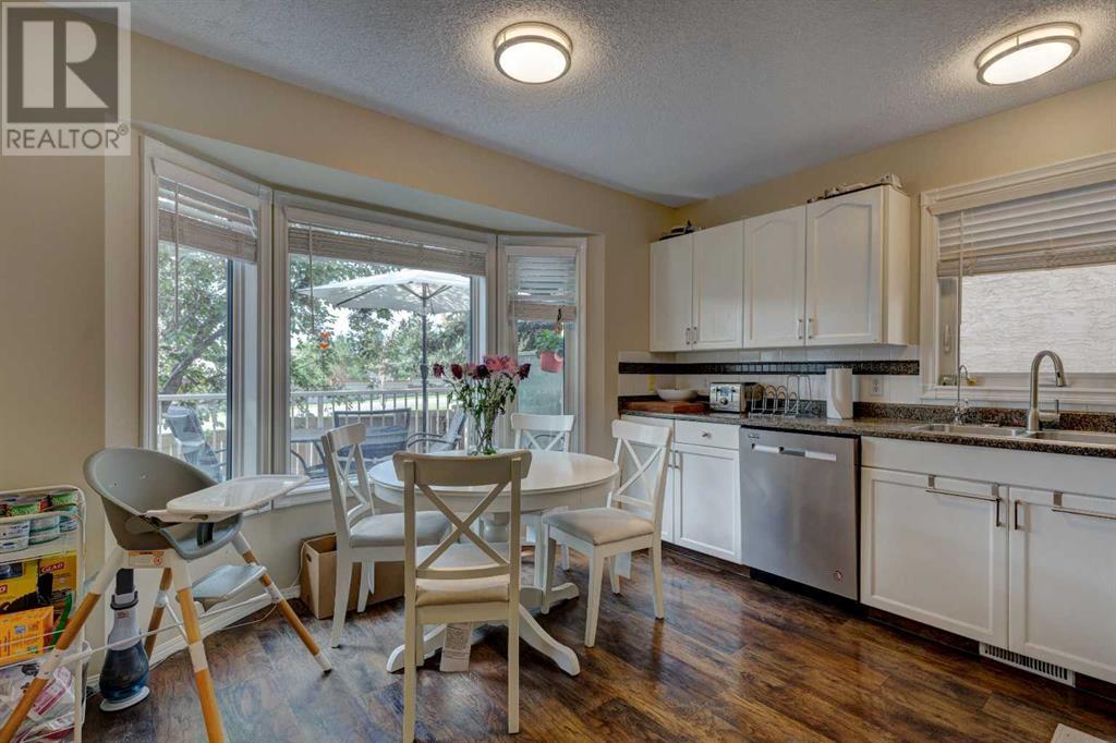 211 Christie Park Mews Sw, Calgary, Alberta  T3H 3H2 - Photo 8 - A2230017