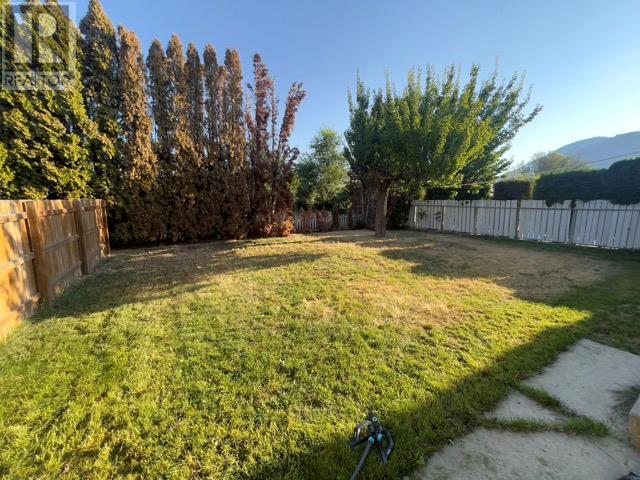 293 Walnut Avenue, Kamloops, British Columbia  V2B 1C7 - Photo 23 - 10351817