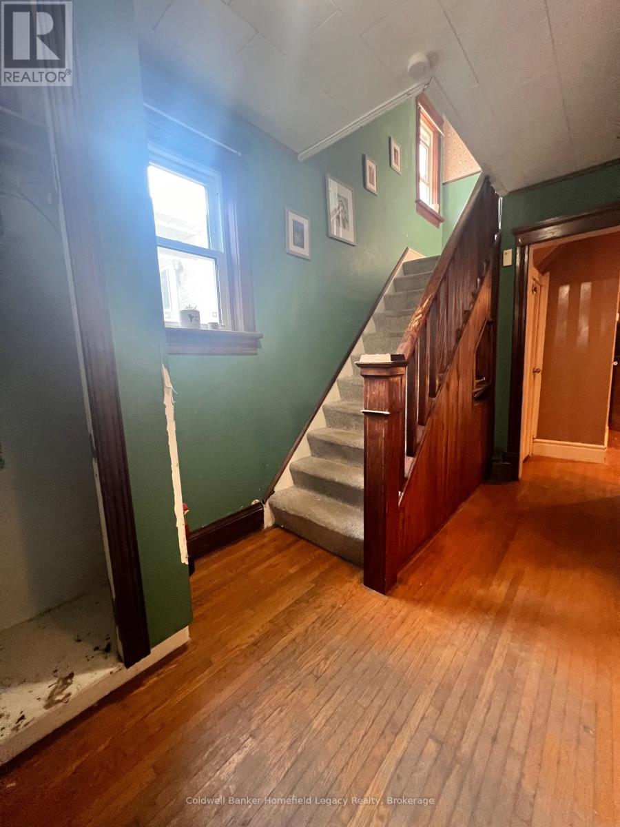 278 Albert Street, Stratford, Ontario  N5A 3K9 - Photo 10 - X12217236
