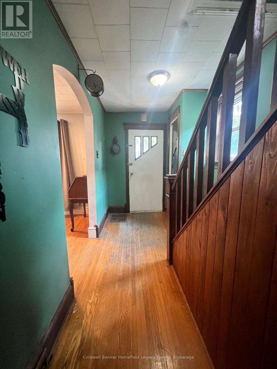 278 Albert Street, Stratford, Ontario  N5A 3K9 - Photo 11 - X12217236