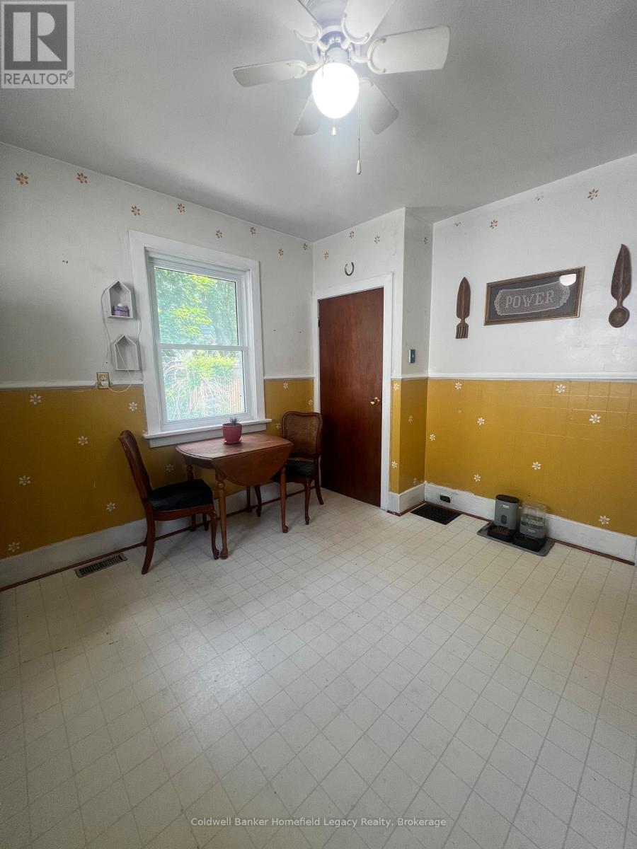 278 Albert Street, Stratford, Ontario  N5A 3K9 - Photo 16 - X12217236