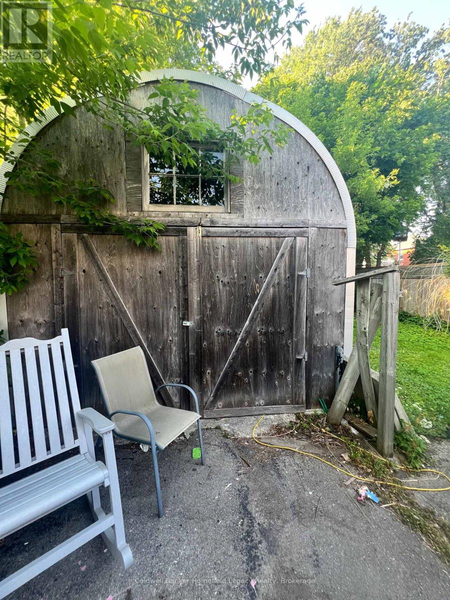 278 Albert Street, Stratford, Ontario  N5A 3K9 - Photo 6 - X12217236