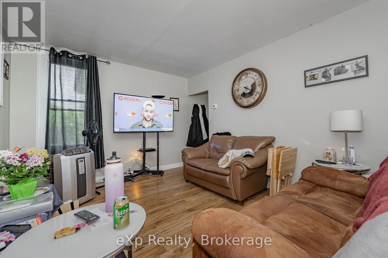138 Chatham Street, Brantford, Ontario  N3S 4G4 - Photo 27 - X12217248