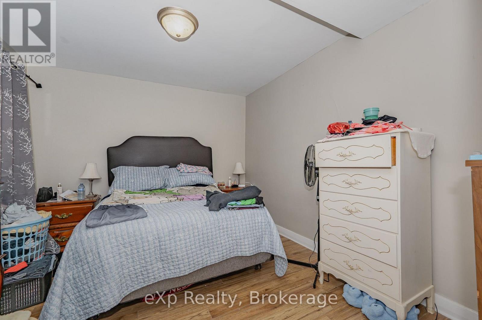 138 Chatham Street, Brantford, Ontario  N3S 4G4 - Photo 28 - X12217248