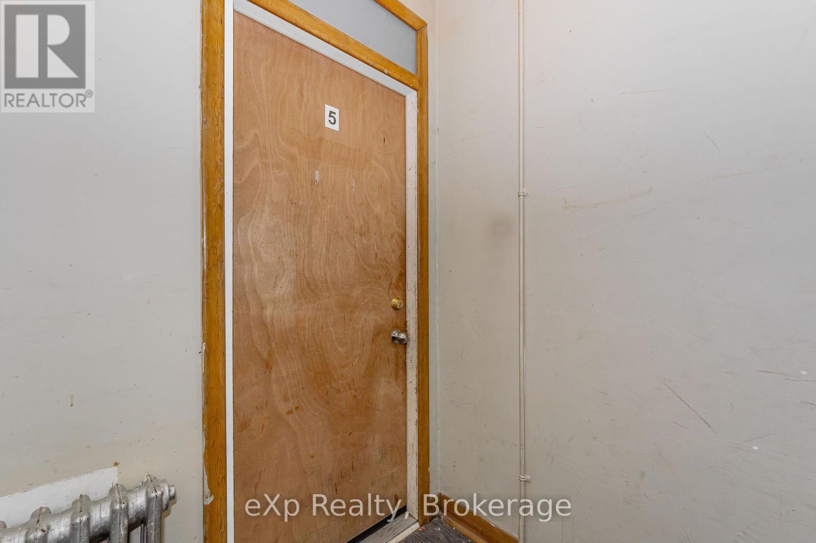138 Chatham Street, Brantford, Ontario  N3S 4G4 - Photo 31 - X12217248