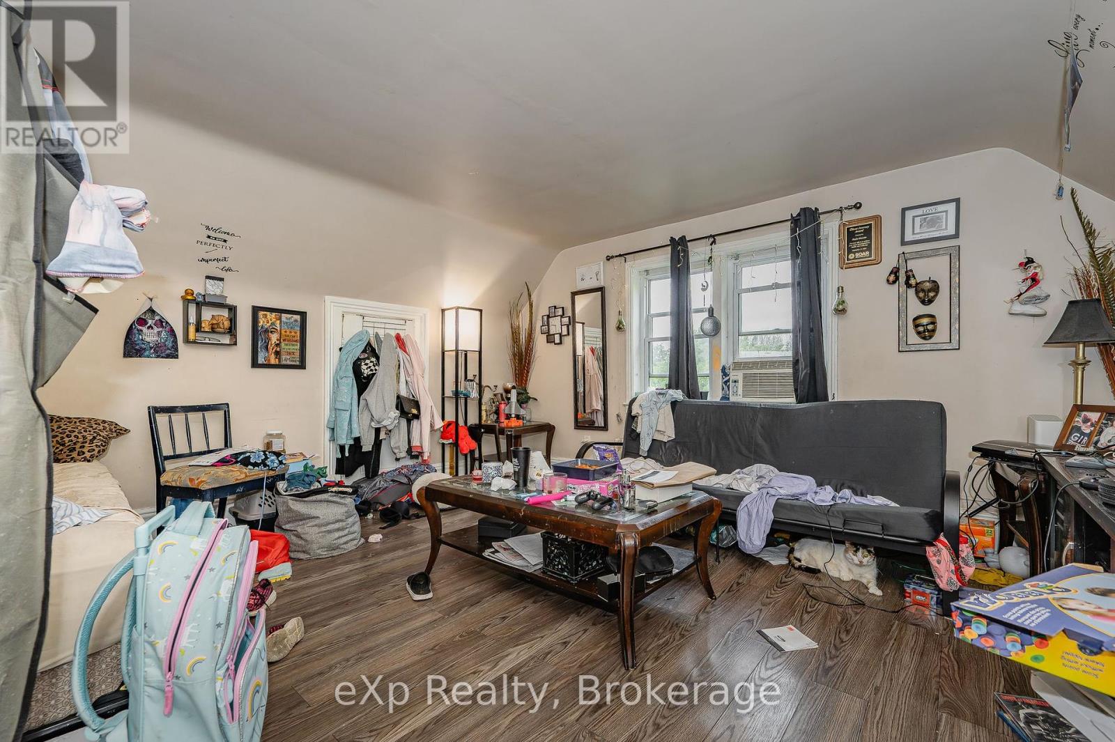 138 Chatham Street, Brantford, Ontario  N3S 4G4 - Photo 40 - X12217248