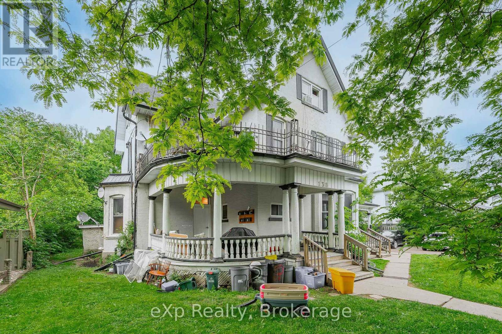 138 Chatham Street, Brantford, Ontario  N3S 4G4 - Photo 9 - X12217248