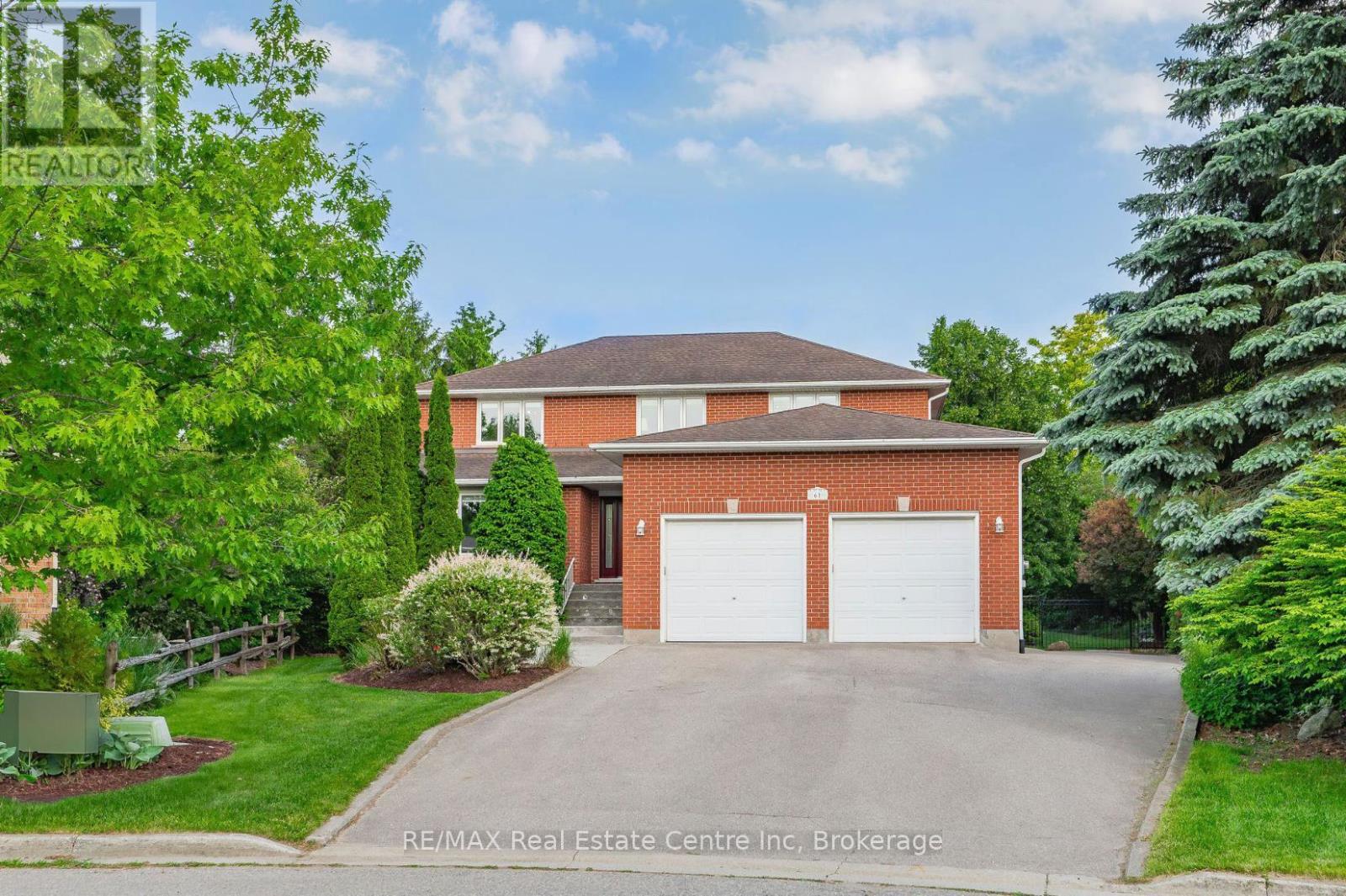 61 TANAGER DRIVE, Guelph, Ontario