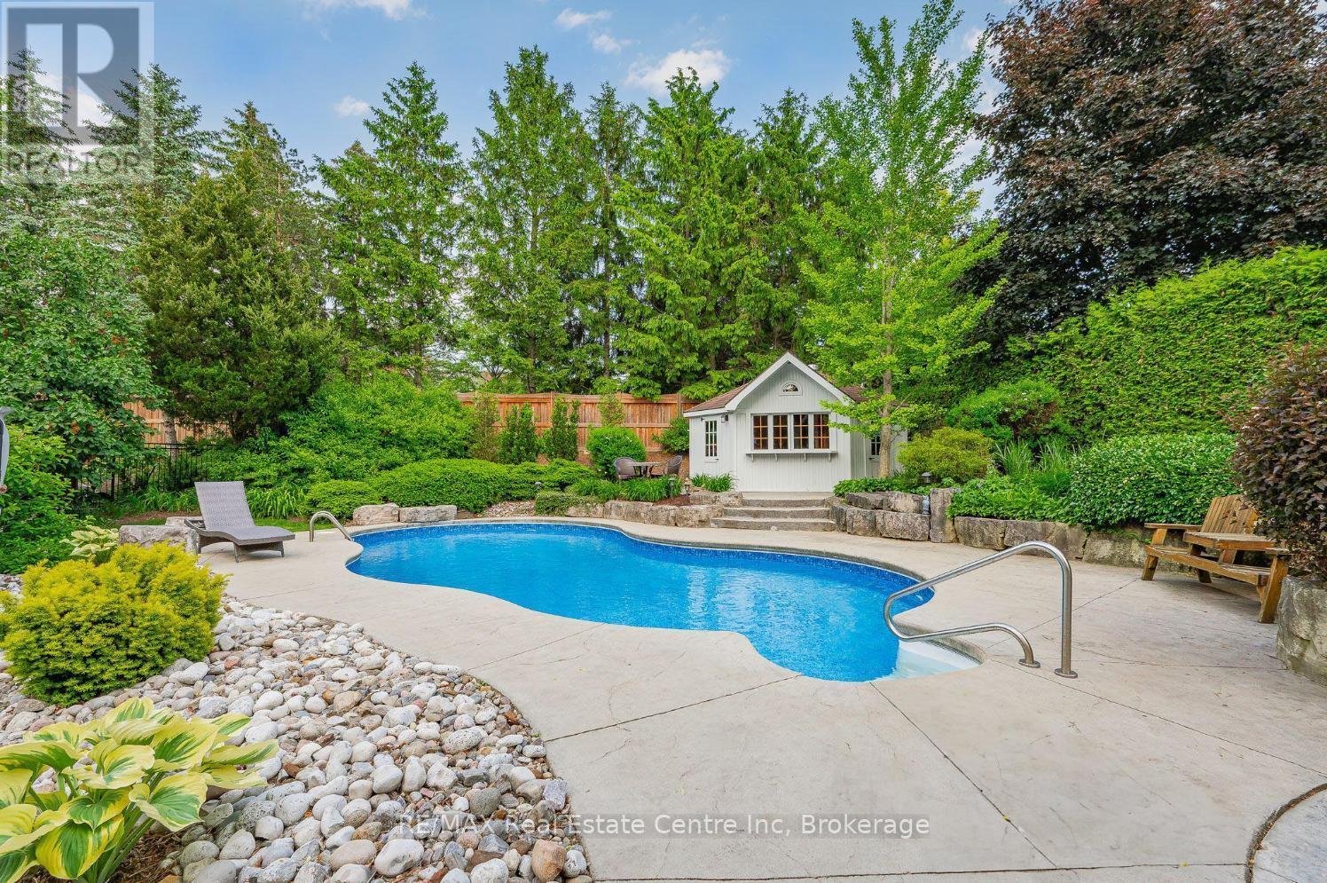 61 Tanager Drive, Guelph, Ontario  N1C 1B6 - Photo 2 - X12217285