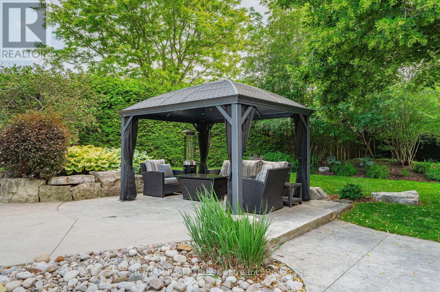 61 Tanager Drive, Guelph, Ontario  N1C 1B6 - Photo 39 - X12217285