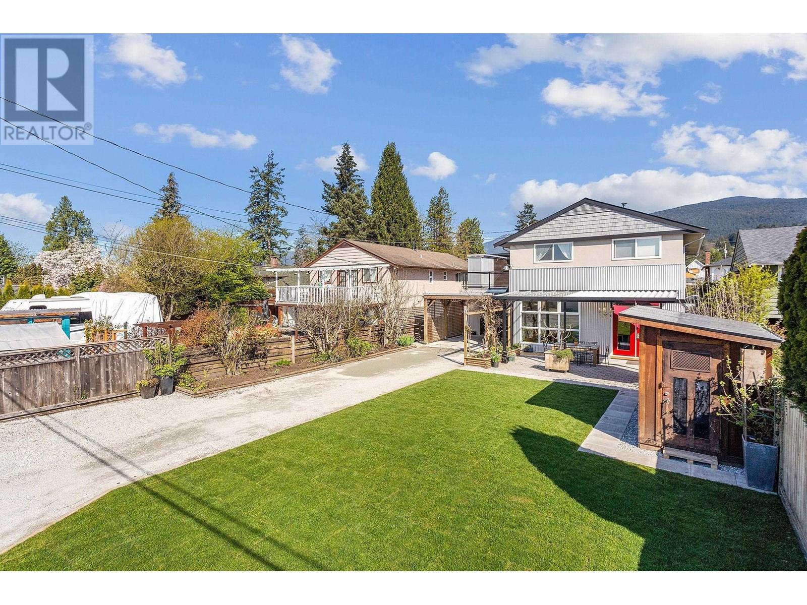 329 E 19th Street, North Vancouver, British Columbia  V7L 2Z4 - Photo 31 - R2992831