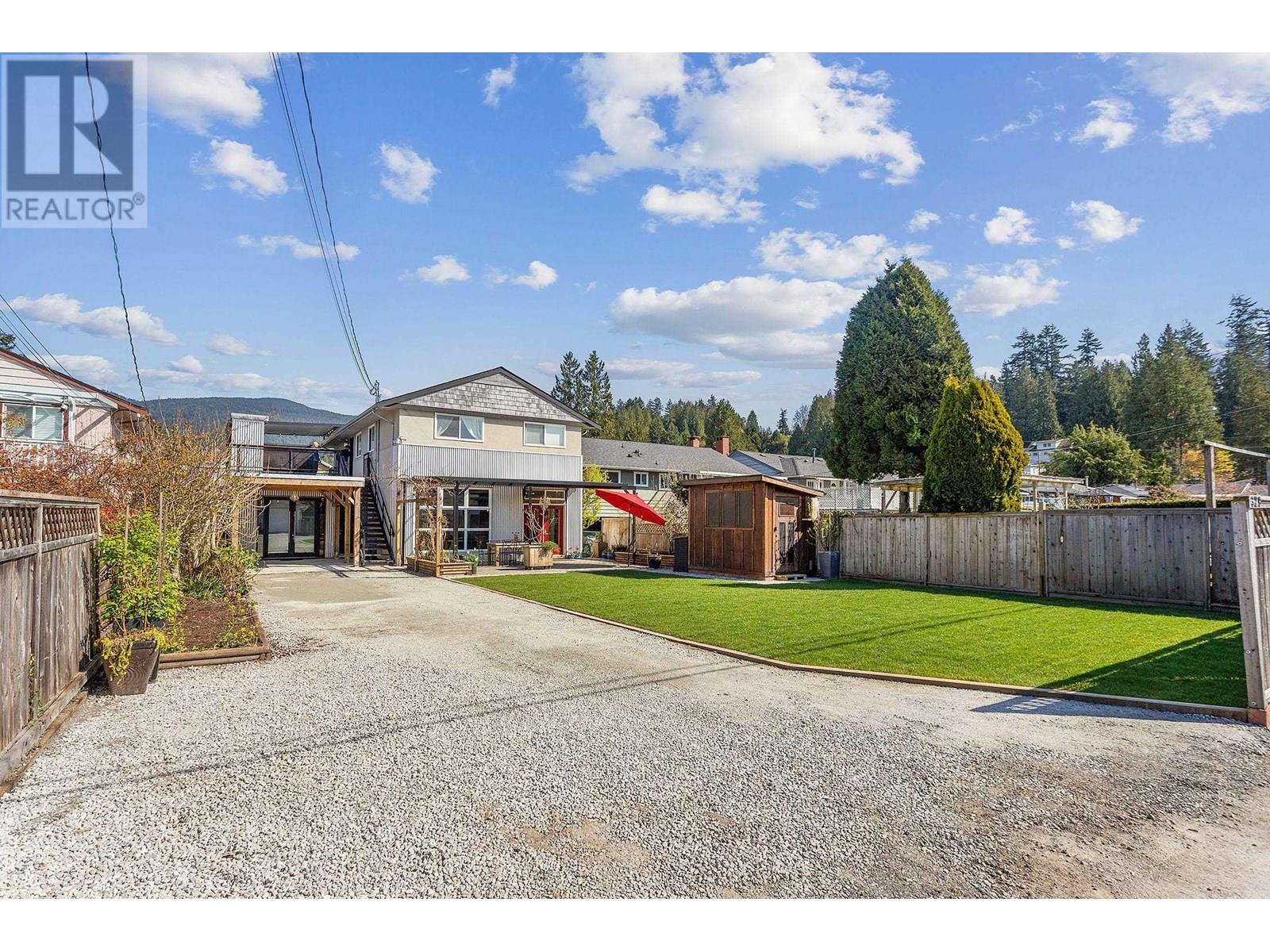 329 E 19th Street, North Vancouver, British Columbia  V7L 2Z4 - Photo 29 - R2992831