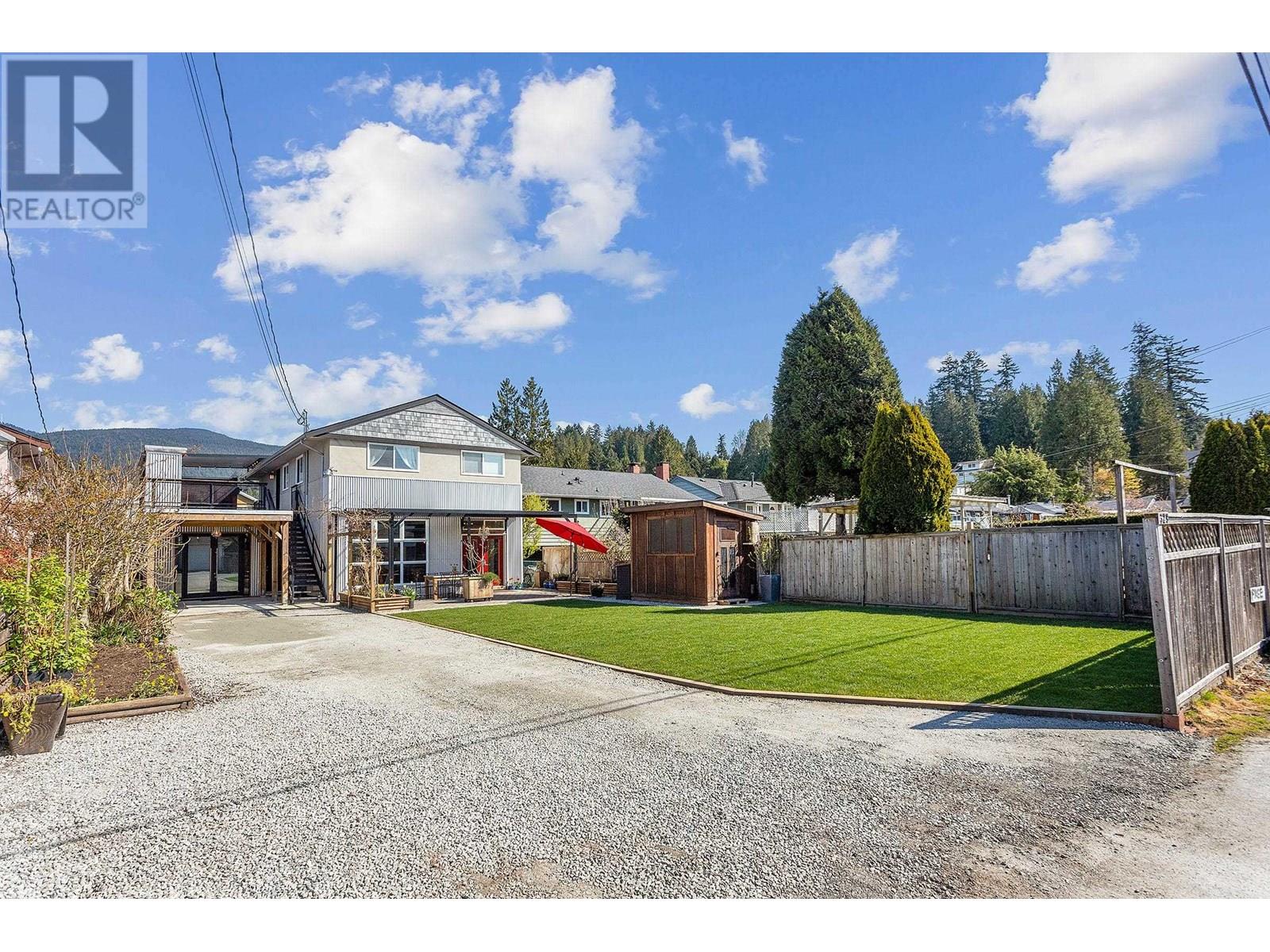 329 E 19th Street, North Vancouver, British Columbia  V7L 2Z4 - Photo 30 - R2992831