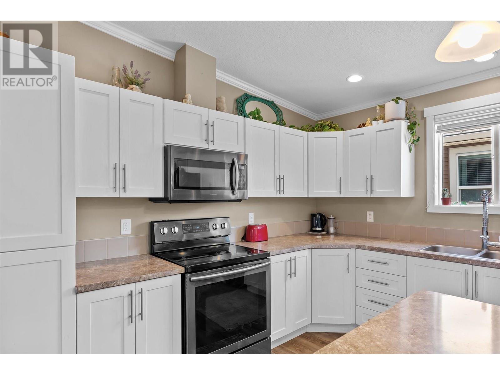 1835 Nancee Way Court Unit# 75, West Kelowna, British Columbia  V1Z 4C1 - Photo 11 - 10351935
