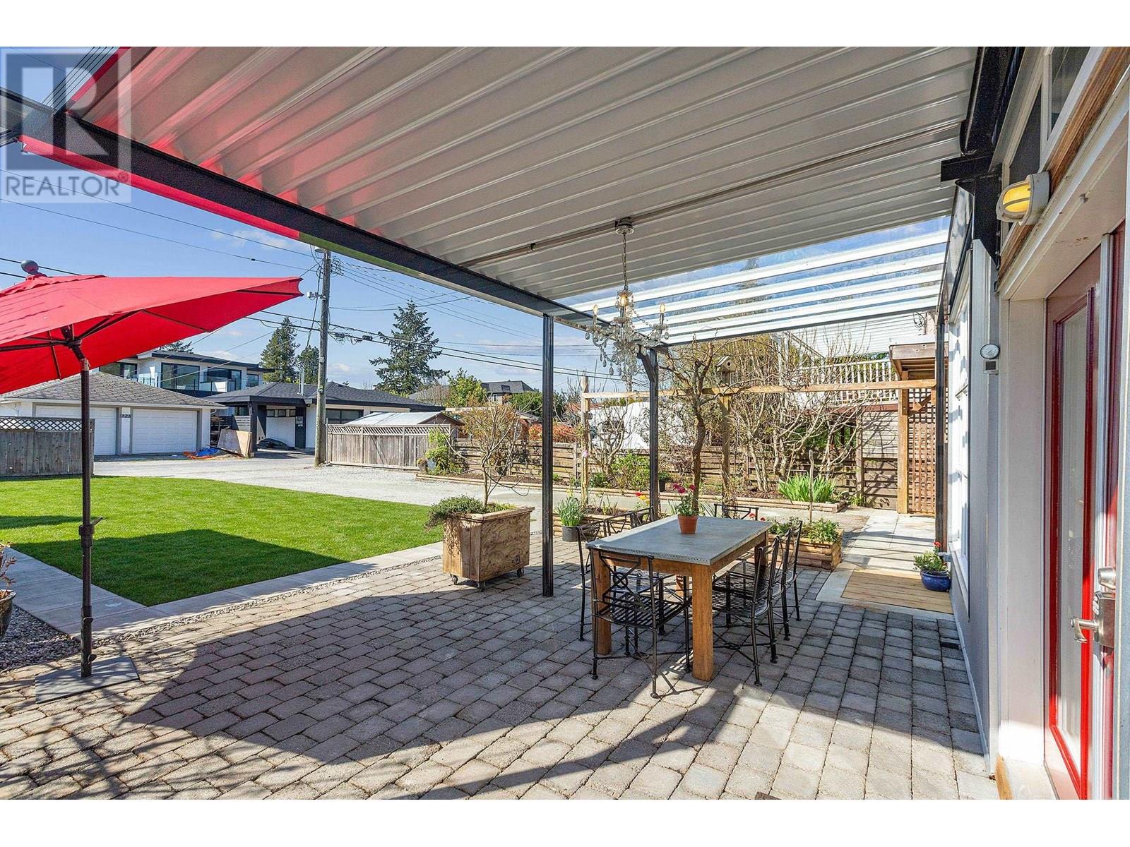 329 E 19th Street, North Vancouver, British Columbia  V7L 2Z4 - Photo 33 - R2992831