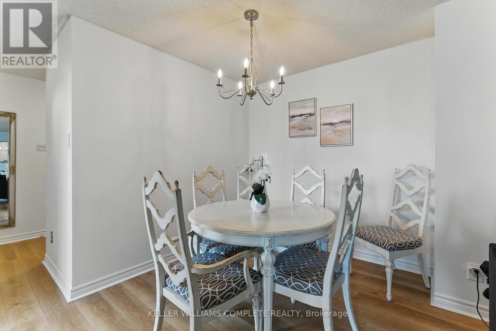 1205 - 3700 Kaneff Crescent, Mississauga (City Centre), Ontario  L5A 4B8 - Photo 8 - W12217086