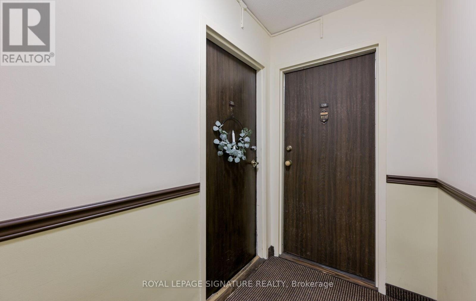 1207 - 2323 Confederation Parkway, Mississauga (Cooksville), Ontario  L5B 1R6 - Photo 11 - W12217094