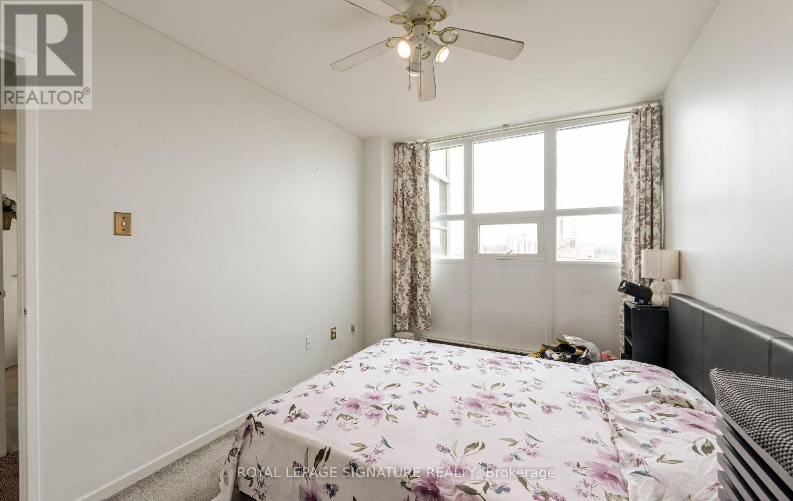 1207 - 2323 Confederation Parkway, Mississauga (Cooksville), Ontario  L5B 1R6 - Photo 40 - W12217094