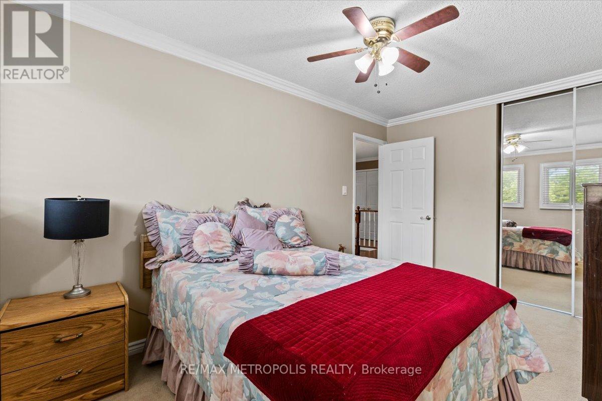 42 Silverstream Road, Brampton, Ontario  L6Z 3W4 - Photo 21 - W12217102