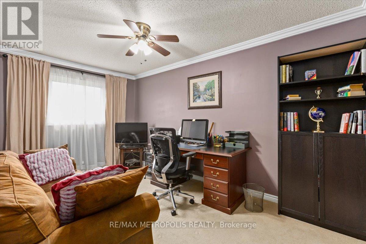 42 Silverstream Road, Brampton, Ontario  L6Z 3W4 - Photo 22 - W12217102