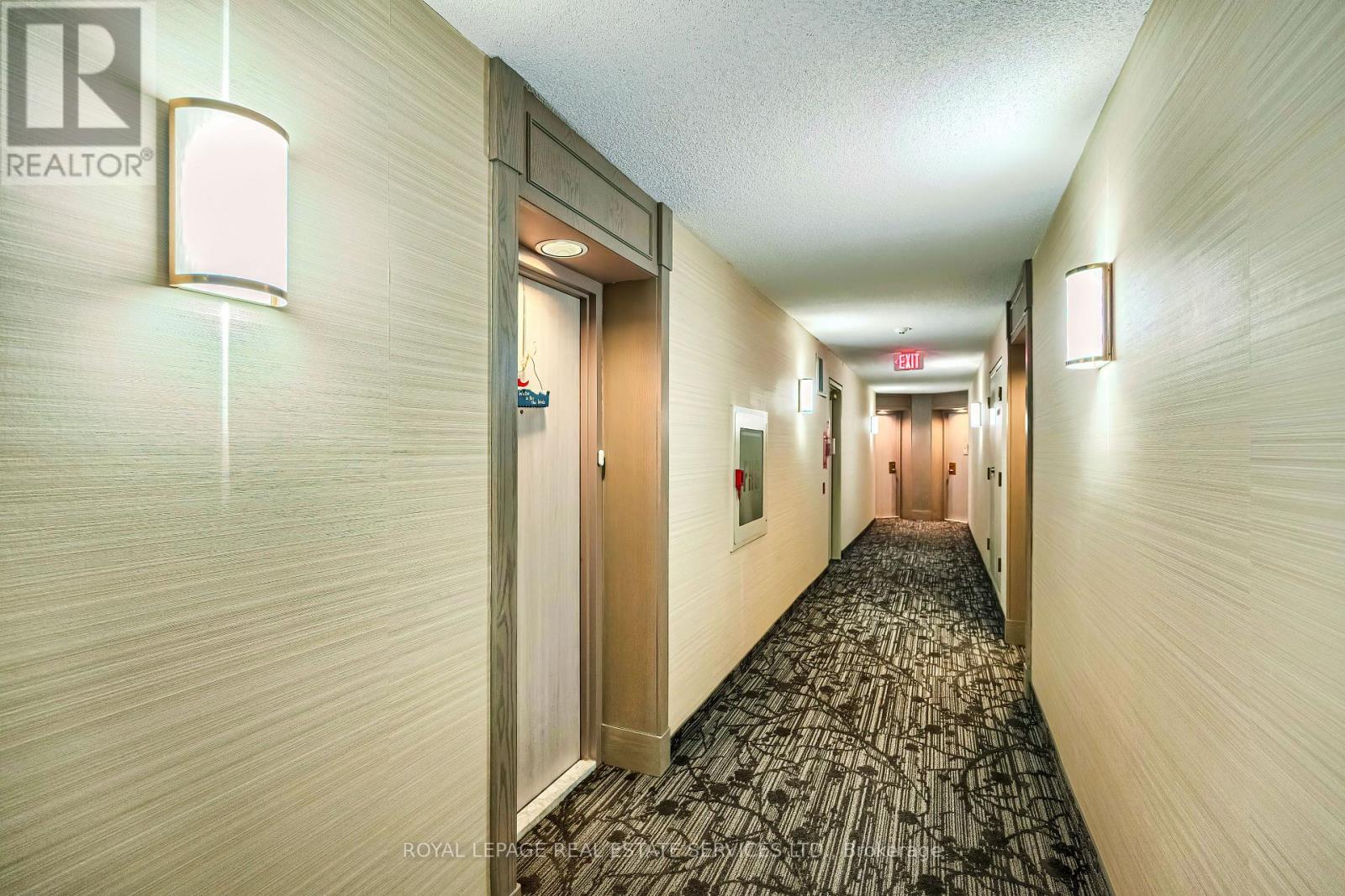 902 - 2155 Burnhamthorpe Road W, Mississauga (Erin Mills), Ontario  L5L 5P4 - Photo 8 - W12217112